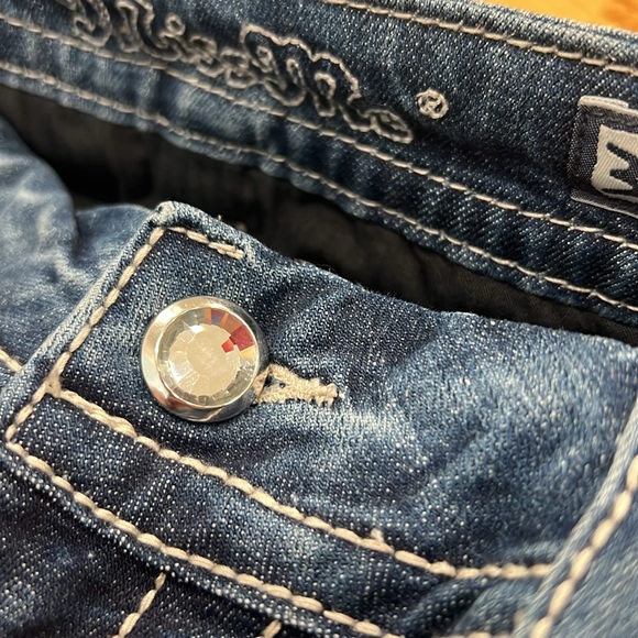 Miss Me midrise boot, cut jeans - Picture 11 of 11